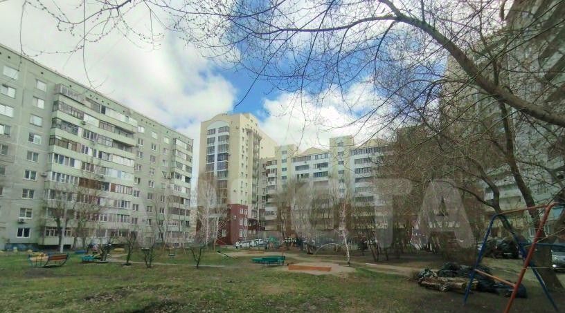 квартира г Омск р-н Кировский ул 70 лет Октября 13/2 Кировский АО фото 26