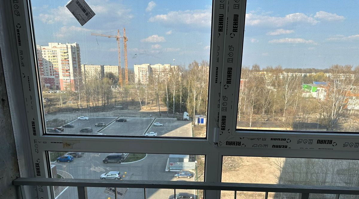 квартира г Брянск р-н Советский ул Горбатова 45а фото 2