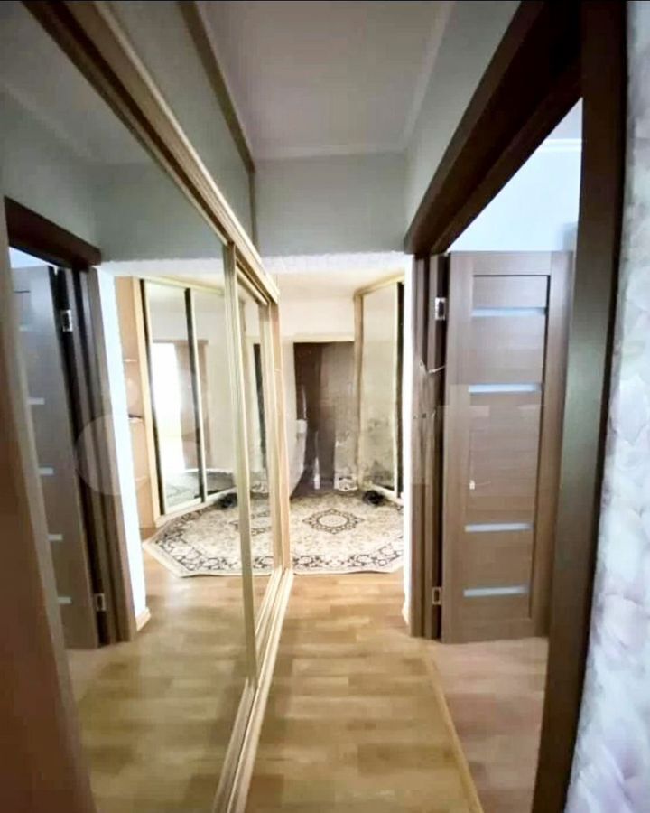 квартира г Омск р-н Кировский ул Ватутина 24/1 фото 6