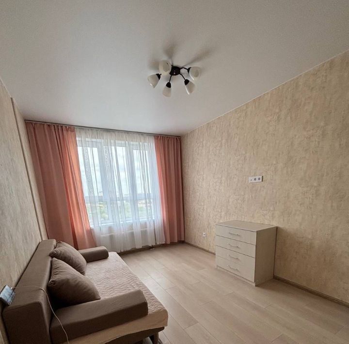квартира г Волгоград р-н Советский ул им. Грибанова 1 фото 6