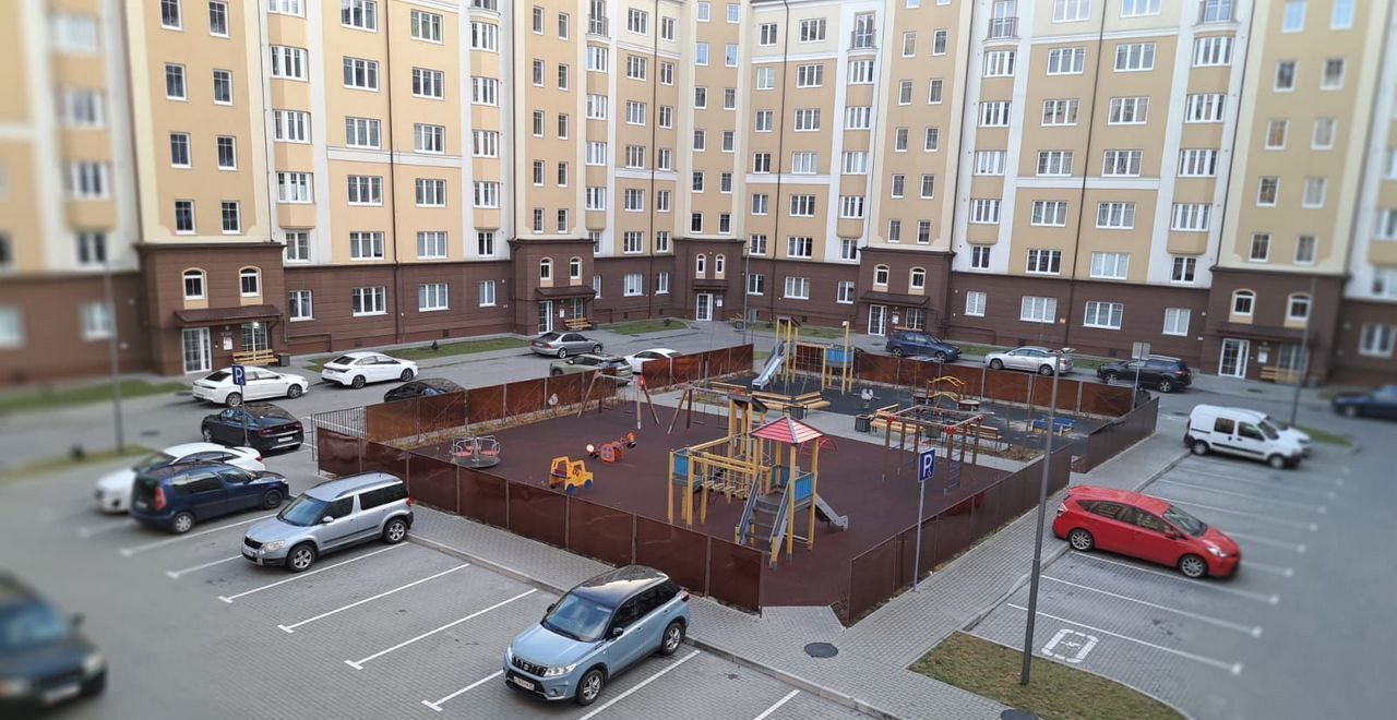 квартира г Калининград р-н Ленинградский ул А.Невского 192к/2 фото 3