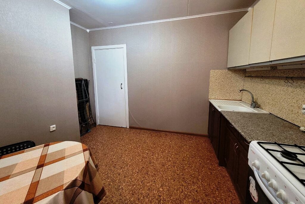 квартира р-н Нижнекамский г Нижнекамск ул Чишмале 4 фото 6