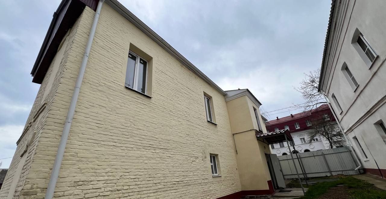 квартира г Курск р-н Центральный ул Горького 17 фото 6