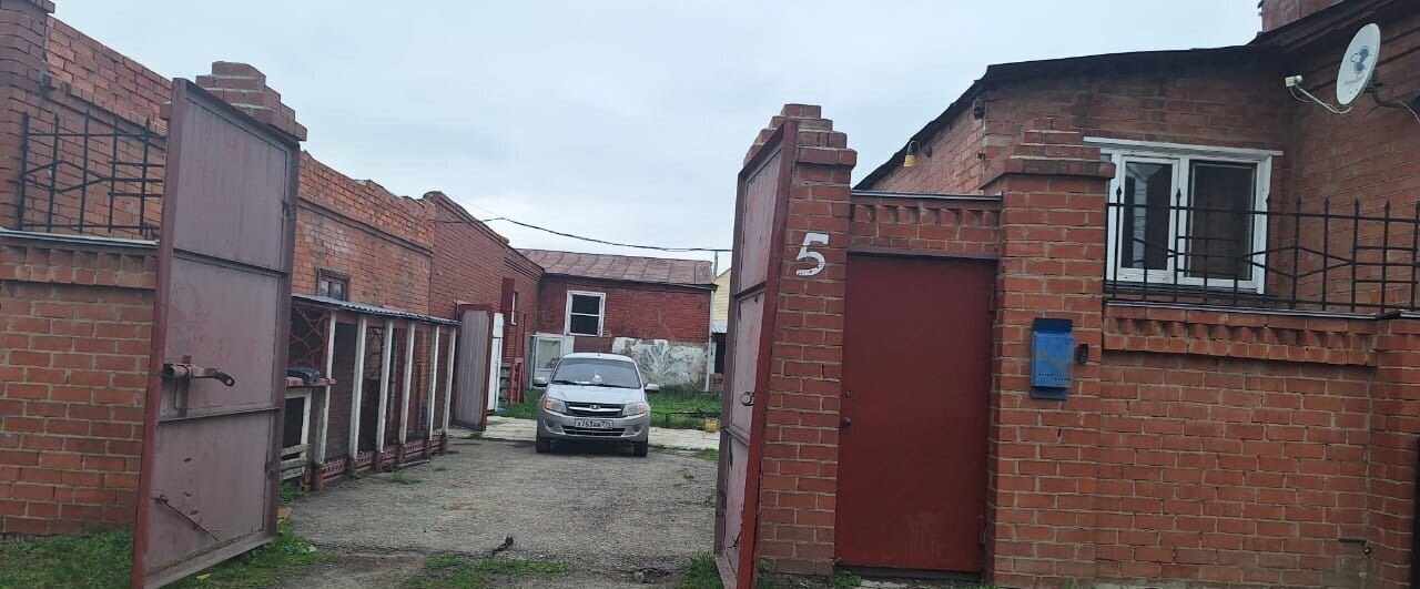 дом г Троицк ул им. С.М. Цвиллинга 5 фото 1