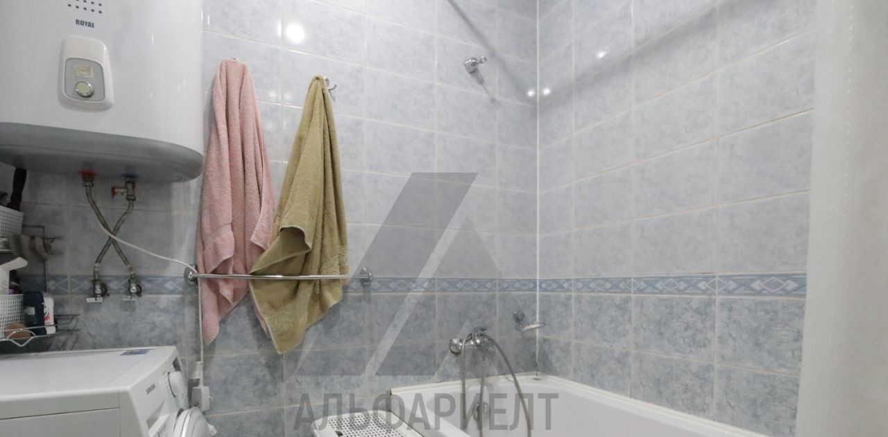 квартира г Омск р-н Центральный ул 10 лет Октября 115 фото 21