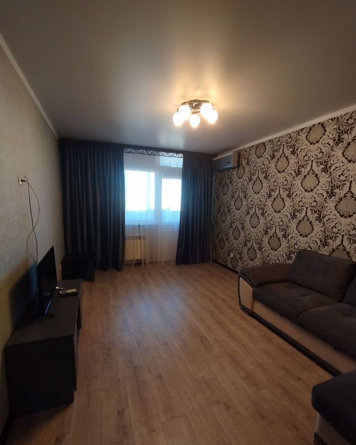 квартира г Оренбург р-н Ленинский ул Салмышская 70 фото 4
