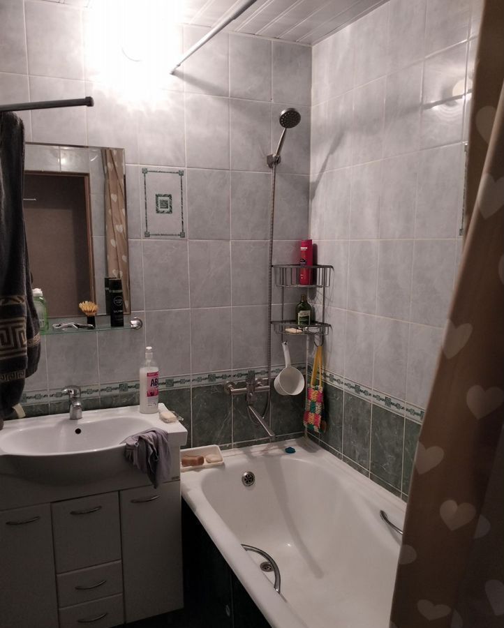 квартира г Омск р-н Кировский ул Звездная 6к/2 фото 2