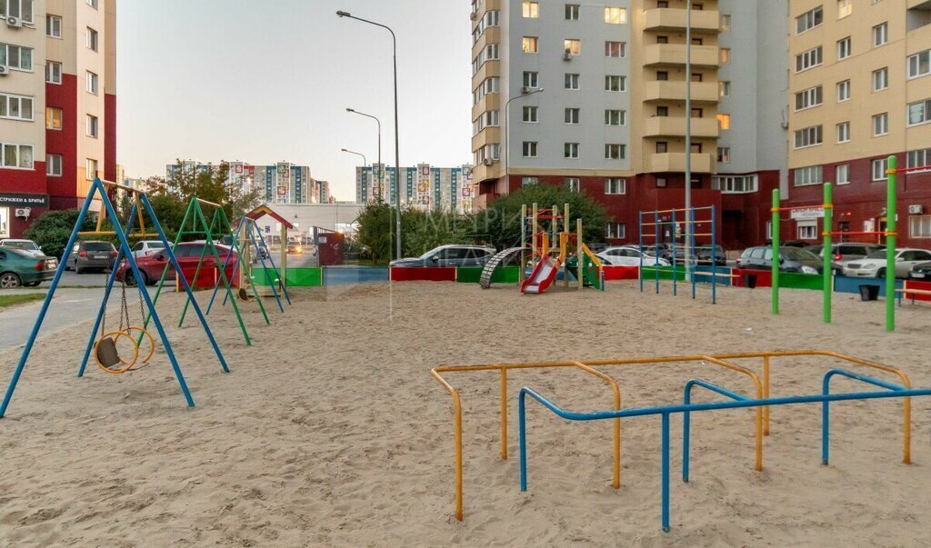 квартира г Тюмень ул Василия Гольцова 2к/3 фото 3
