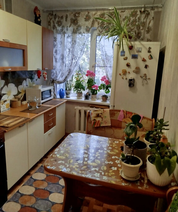 комната г Саратов ул Зенитная 12а фото 4