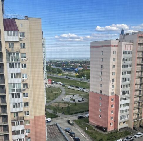 р-н Волжский ул им Менякина Ю.И. 4 фото