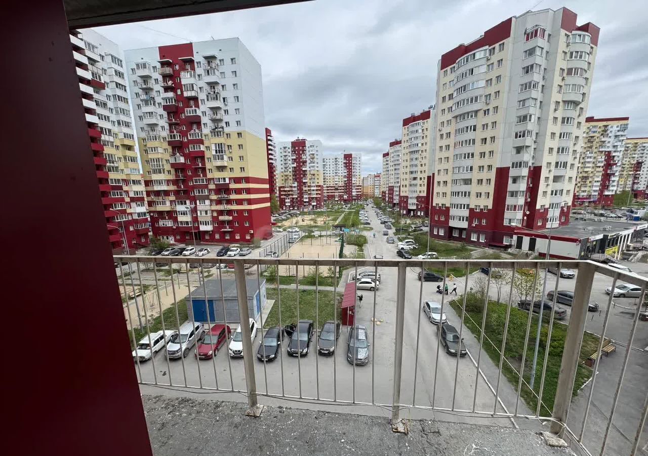 квартира г Тюмень р-н Восточный ул Пермякова 83к/2 фото 3