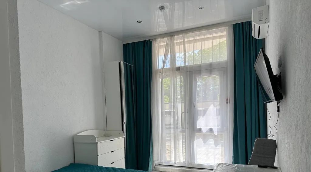 комната г Геленджик ул Туристическая 3к/2 фото 3