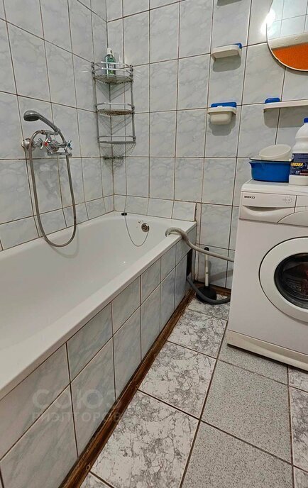 квартира г Волгоград ул им. милиционера Буханцева 50 фото 1