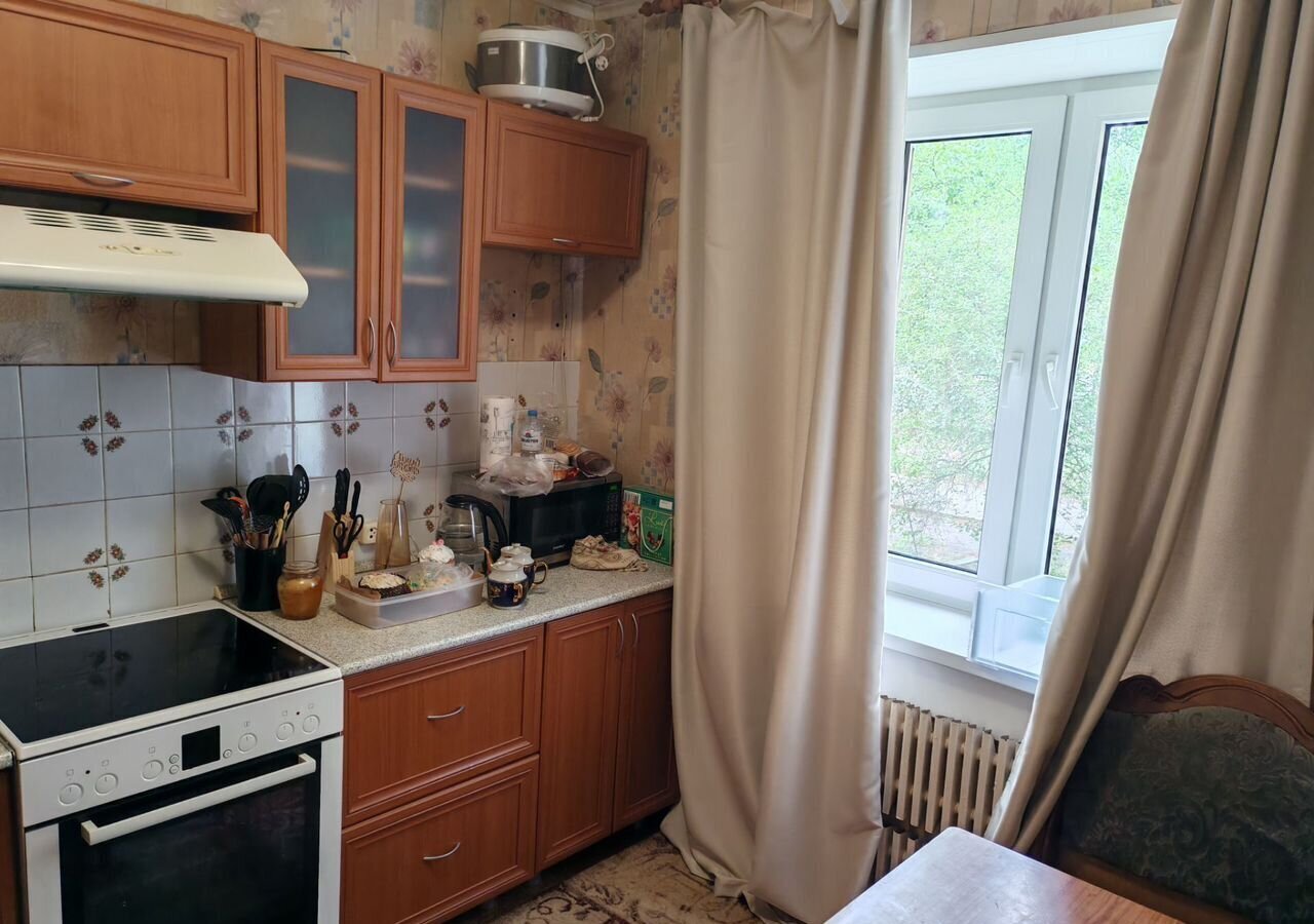 квартира г Старый Оскол мкр-н Космос, 2А фото 3