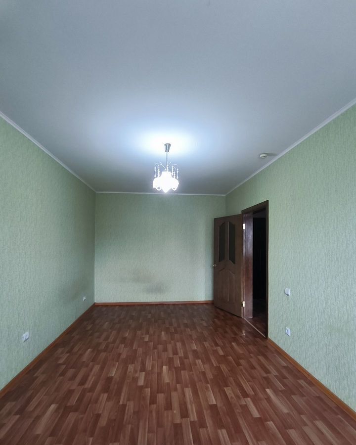 квартира г Курск р-н Центральный пр-кт Вячеслава Клыкова 87 фото 3