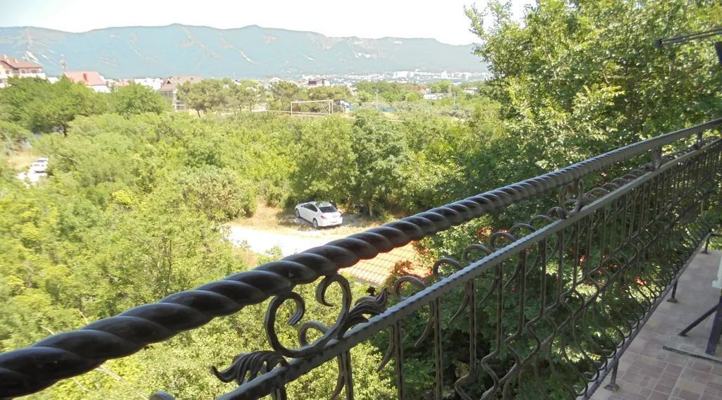 комната г Геленджик Тонкий мыс ул Летчика Авдеева 7 фото 4