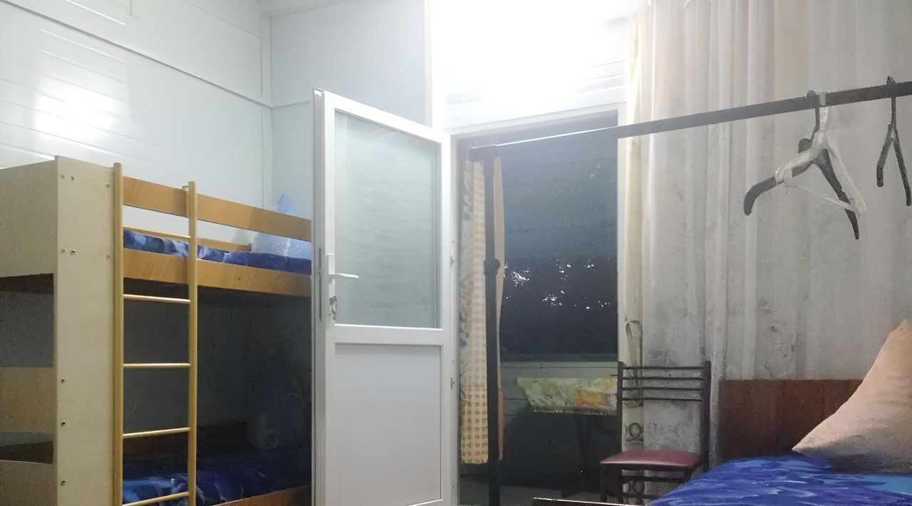 комната р-н Ейский г Ейск ул Советов 25 фото 3