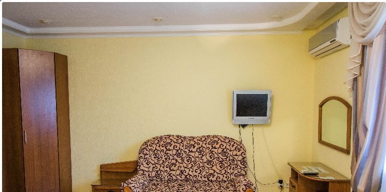 комната г Геленджик ул Островского 10 Центр фото 2