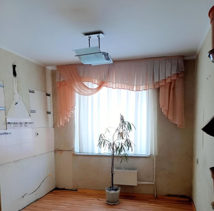 квартира г Тольятти р-н Автозаводский 19-й кв-л фото 4