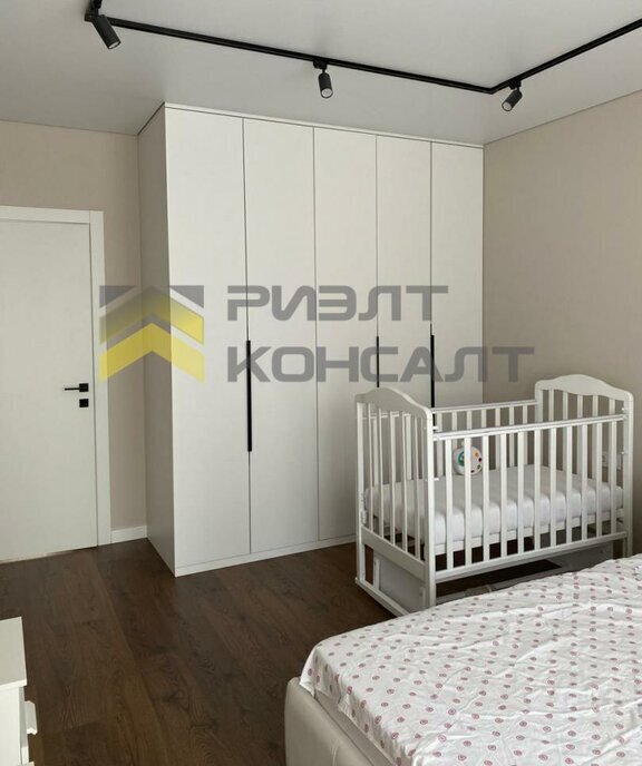 квартира г Омск ул Перелета 19 фото 18