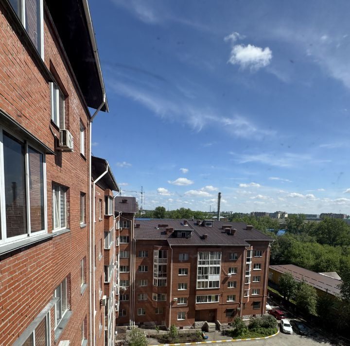 квартира г Омск р-н Центральный ул Герцена 270 фото 25