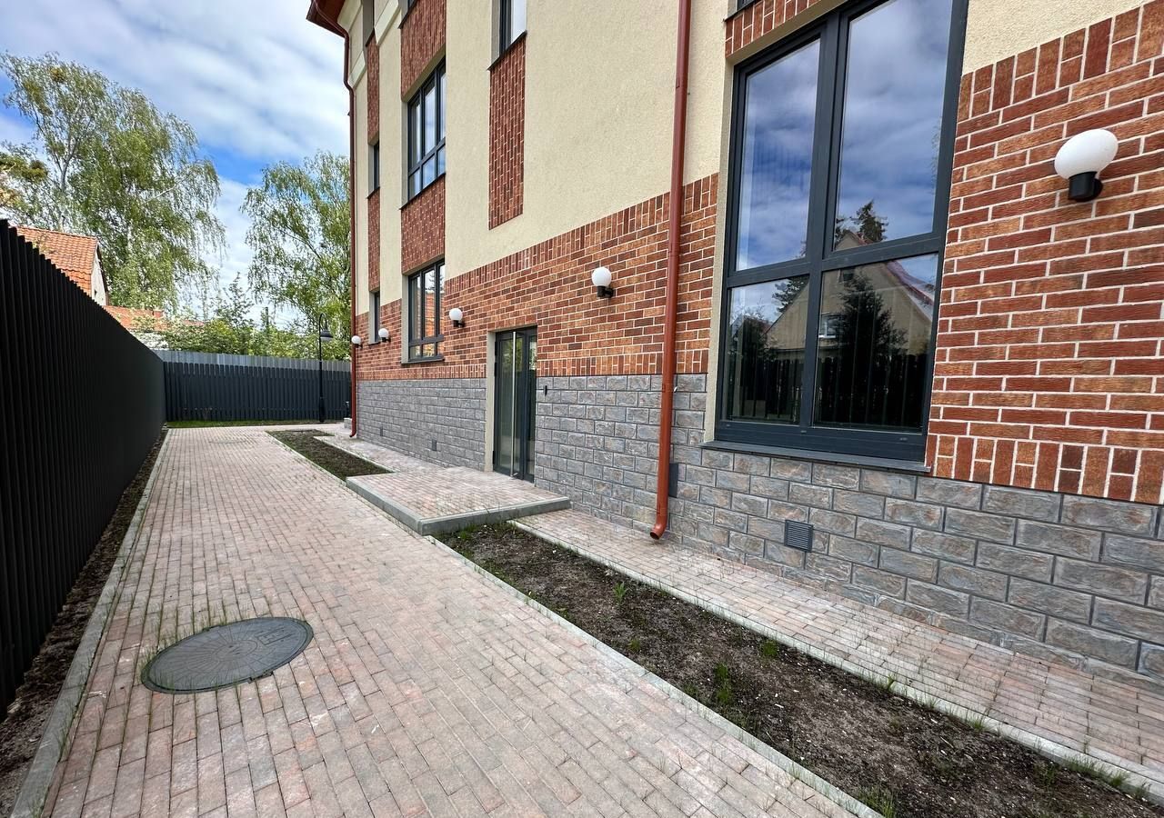 квартира г Калининград р-н Центральный ул Ватутина 38а фото 4