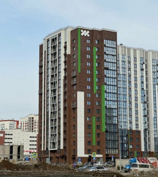 квартира г Барнаул ул им В.Т.Христенко 3 фото 2