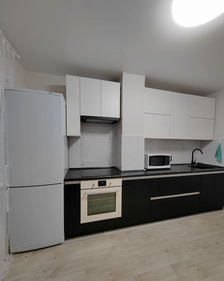 квартира г Нижний Новгород Стрелка ул Сергея Акимова 25а фото 2
