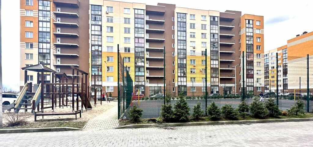 квартира г Калининград ул Тихорецкая 22б фото 2