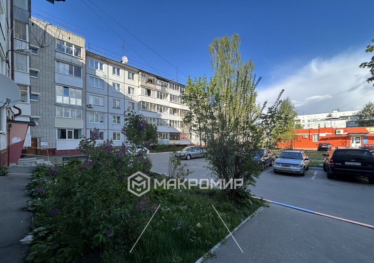квартира г Брянск рп Радица-Крыловка Бежицкий район ул Молодой Гвардии 60 фото 10