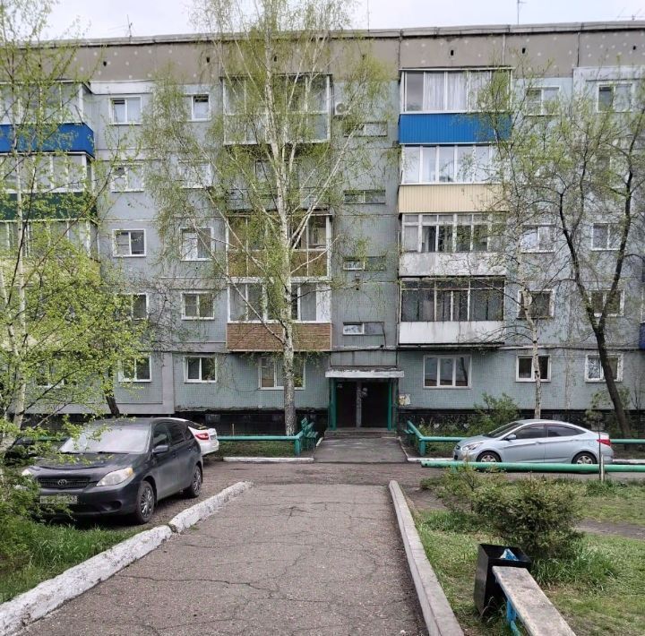 квартира г Анжеро-Судженск ул имени 137-й Отдельной Стрелковой Бригады 9 фото 1