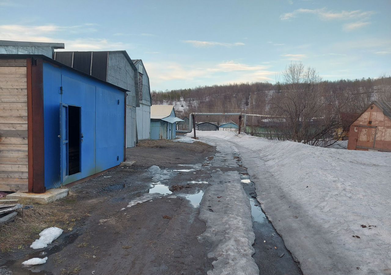 гараж г Североморск п Североморск-1 фото 1