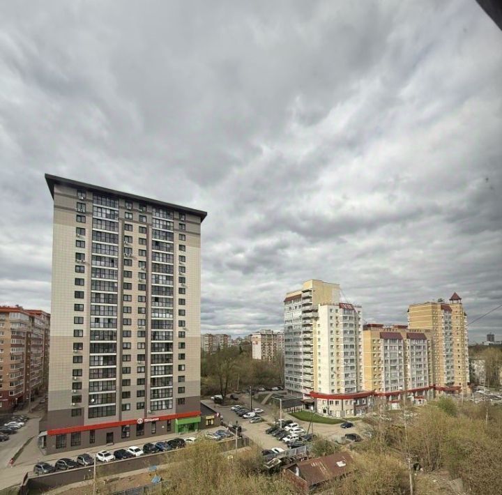 квартира г Киров р-н Ленинский ул Чапаева 47а фото 11
