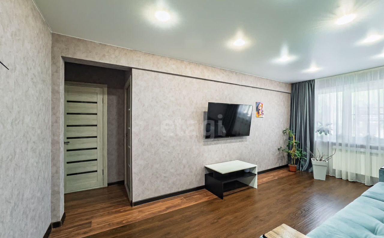 квартира г Ульяновск р-н Железнодорожный ул Хрустальная 15 фото 1
