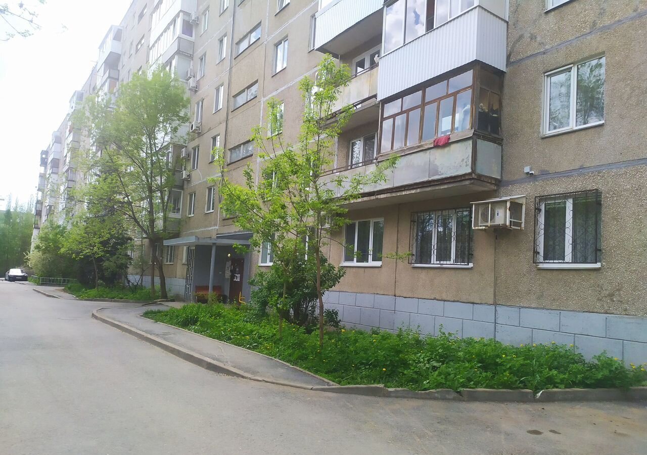 квартира г Уфа р-н Октябрьский ул Комсомольская 142 фото 1