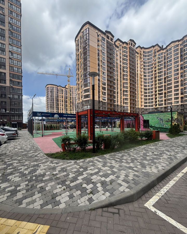 квартира г Краснодар р-н Прикубанский ул им. Мурата Ахеджака 10а фото 3