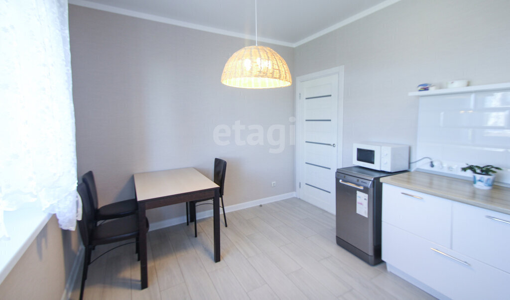 квартира г Тобольск 63А, 10-й микрорайон фото 4