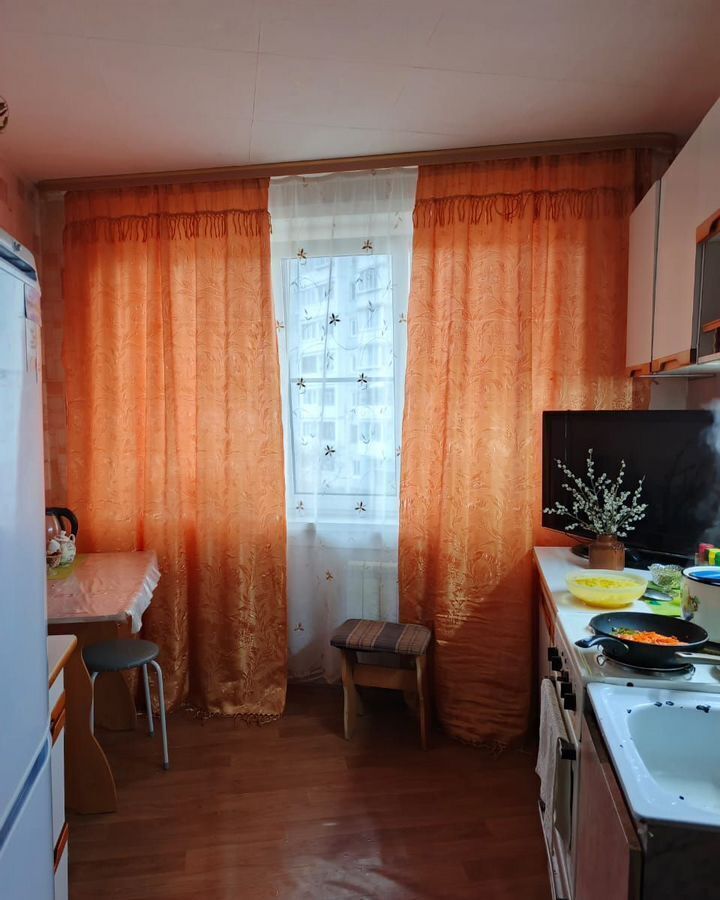 квартира г Братск жилой район Энергетик, ул. Гиндина, 18/2 фото 4