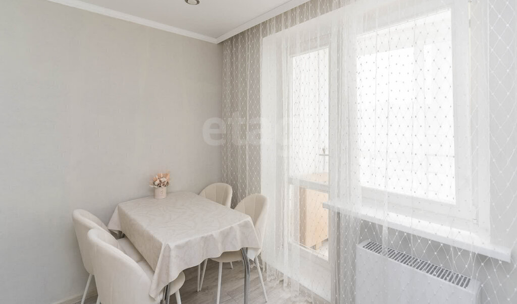 квартира г Тюмень ул Федюнинского 62к/2 фото 2