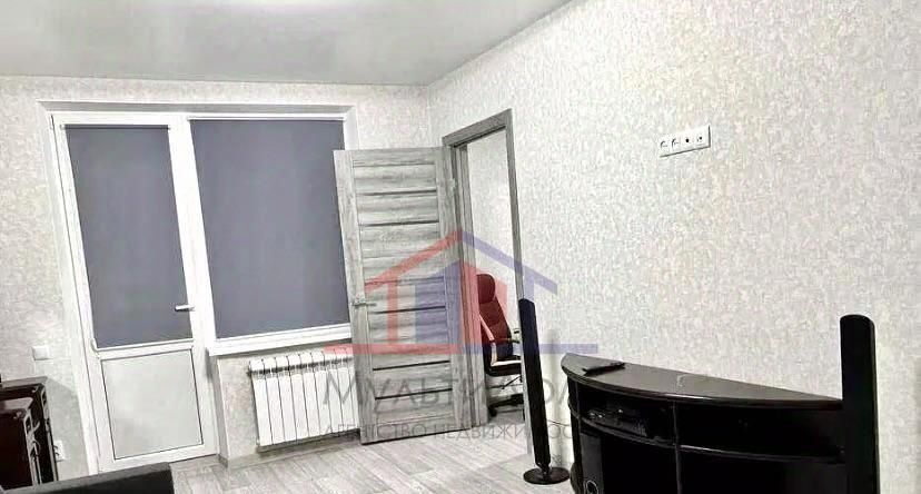 квартира г Старый Оскол Рудничный микрорайон 13 фото 2