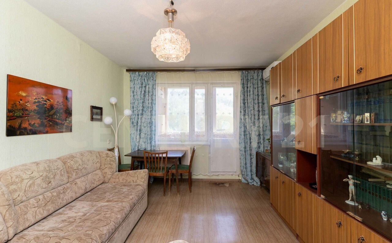 квартира г Ульяновск р-н Засвияжский ул Аблукова 87 фото 2