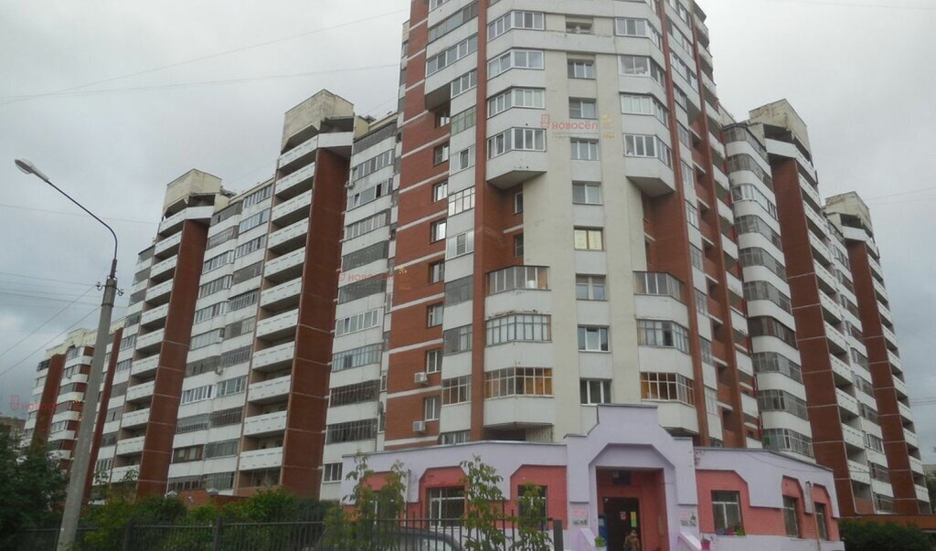 квартира г Екатеринбург Чкаловская б-р Сиреневый 19а фото 2