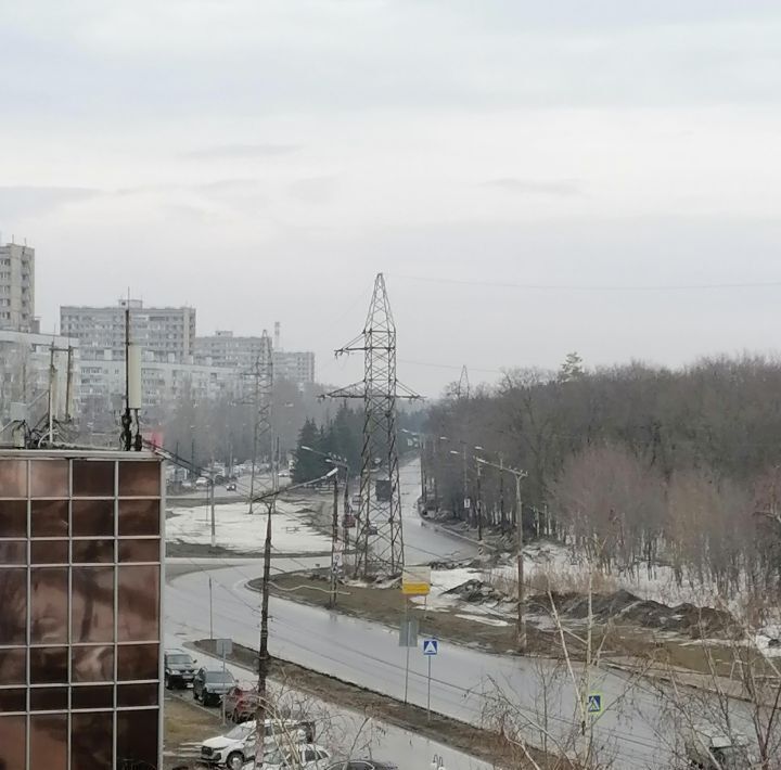 квартира г Тольятти р-н Центральный ул Баныкина 32 фото 10