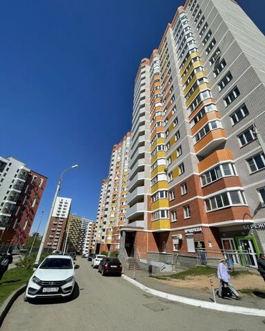 квартира р-н Устиновский пр-кт Им Конструктора Калашникова М.Т. 7 фото