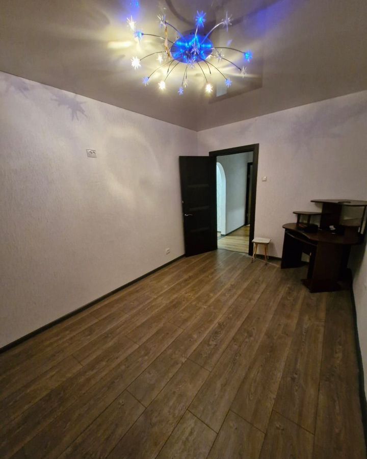 квартира г Саратов р-н Ленинский ул. имени К. Г. Уфимцева, 6к 1 фото 14