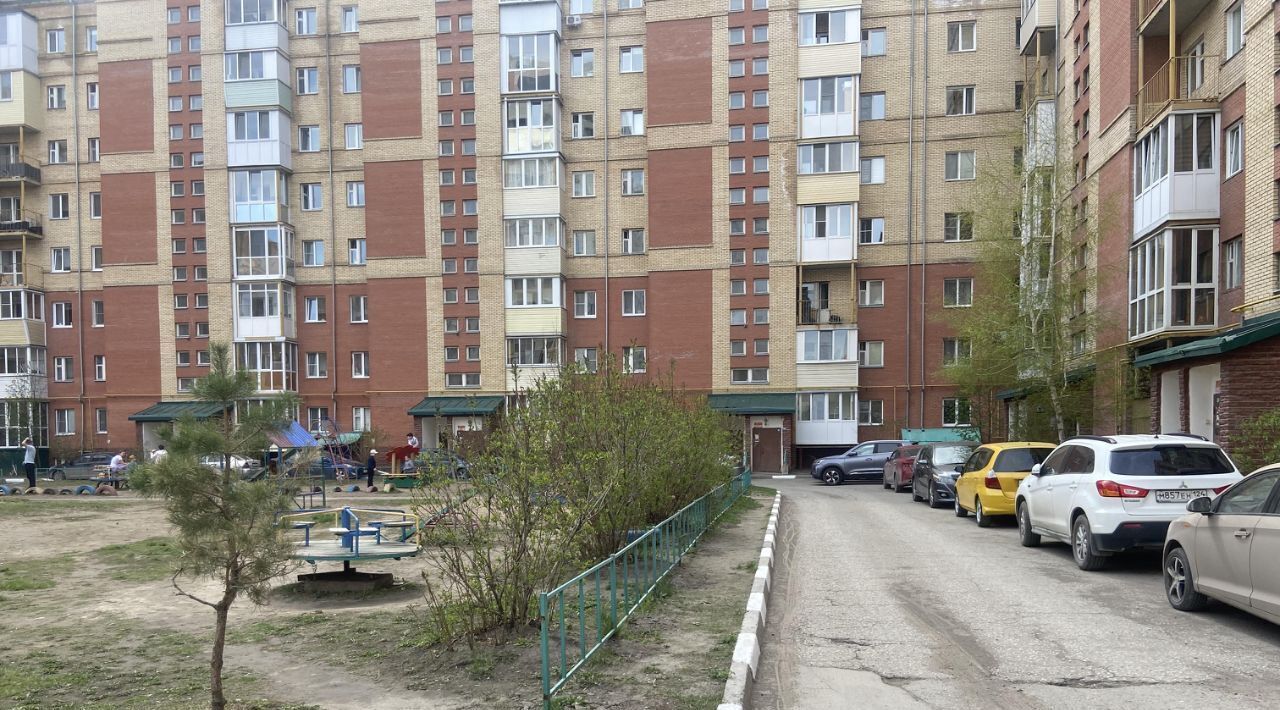 квартира г Омск р-н Кировский ул Перелета 20 фото 4