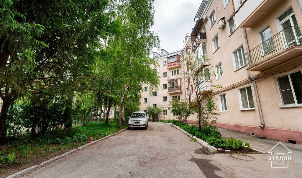 квартира г Омск ул Ивана Алексеева 8 фото 19