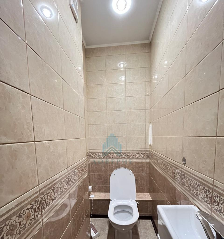 квартира г Астрахань пр-кт Бумажников 9/1 АЦКК м-н фото 16