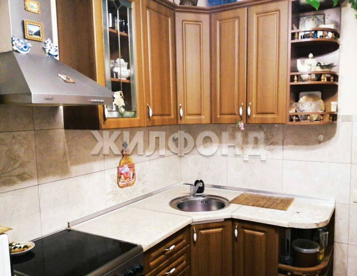 квартира г Новосибирск ул Сибиряков-Гвардейцев 11 Площадь Маркса фото 2