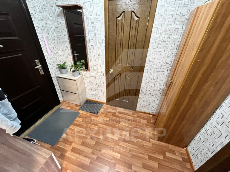 квартира г Курск р-н Центральный пр-т В. Клыкова, д. 85 фото 4
